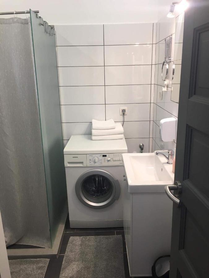 Cuki Apartmanok Dombóvár Εξωτερικό φωτογραφία